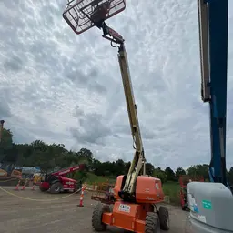 2019 JLG 660SJ Boom Lift