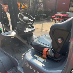 2019 Toyota 8FGU25 Warehouse Forklift