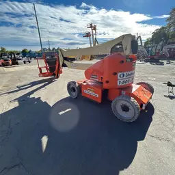 2017 JLG E450AJ Articulating Boom Lift