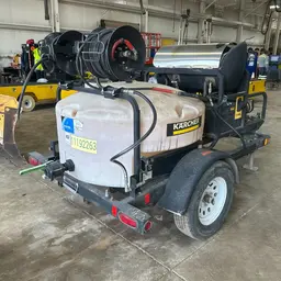 2021 KARCHER TRK-2500 HDS 4. Pressure Washer