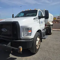 2019 Ford F-750 Water Truck