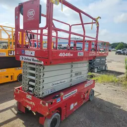 2017 MEC 4046SE Scissor Lift
