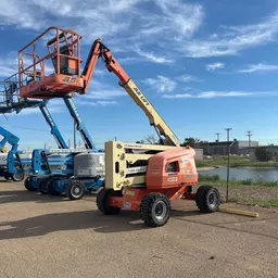 2017 JLG 450AJ Articulating Boom Lift