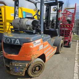 2021 Toyota 8FGU25 Warehouse Forklift