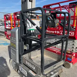 2019 JLG 20MVL Self-Propelled One-Person Lift