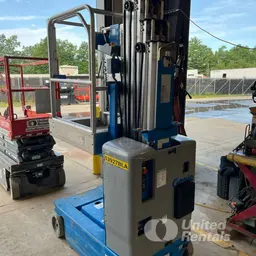 2017 Genie GR-20 Self-Propelled One-Person Lift