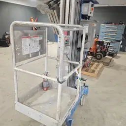 2019 Genie AWP-30SDC Pusharound Lift