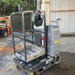 2018 JLG 20MVL Self-Propelled One-Person Lift
