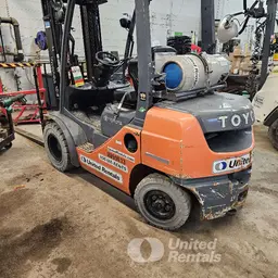 2020 Toyota 8FGU25 Warehouse Forklift