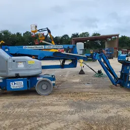 2015 Genie Z-40/23N RJ Articulating Boom Lift