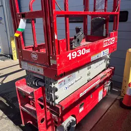 2019 MEC 1930SE Scissor Lift