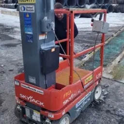 2018 Skyjack SJ16 Self-Propelled One-Person Lift