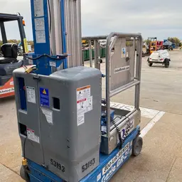 2017 Genie GR-20 Self-Propelled One-Person Lift