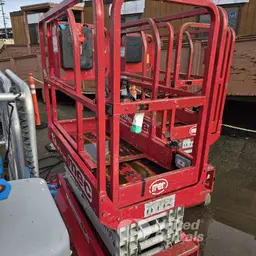 2017 MEC 1330SE Scissor Lift