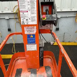 2016 JLG 1230ES Self-Propelled One-Person Lift