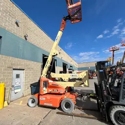 2012 JLG E400AJPN Articulating Boom Lift