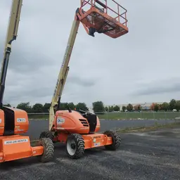 2016 JLG 600AJ Articulating Boom Lift