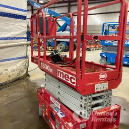 2017 MEC 1330SE Scissor Lift