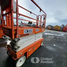 2019 Snorkel S3226E Scissor Lift