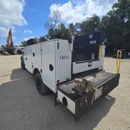 2022 Ford F550REGXLD4X2