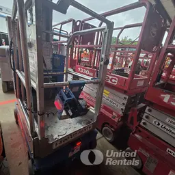 2017 Genie GR-20 Self-Propelled One-Person Lift