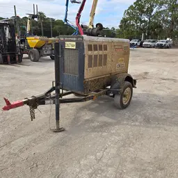 2019 Lincoln Electric VANTAGE 435 Welder