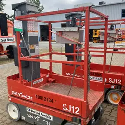 2018 Skyjack SJ12 Self-Propelled One-Person Lift