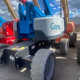 2016 Genie Z-60/37FE Articulating Boom Lift