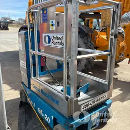 2016 Genie GR-20 Self-Propelled One-Person Lift