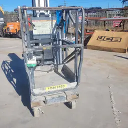 2016 JLG 20MVL Self-Propelled One-Person Lift
