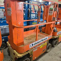 2018 JLG 1230ES Self-Propelled One-Person Lift