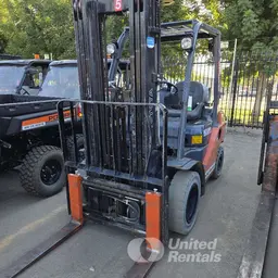 2019 Toyota 8FGU25 Warehouse Forklift