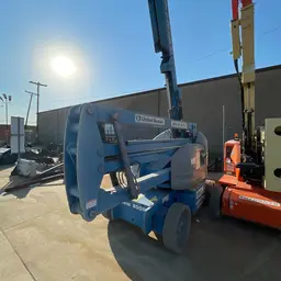 2012 Genie Z-40/23N Articulating Boom Lift