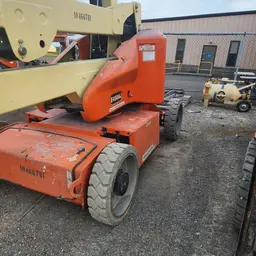 2016 JLG E450AJ Articulating Boom Lift