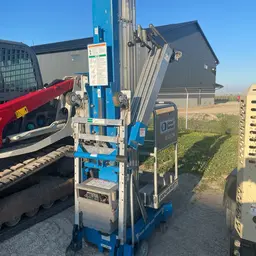 2019 Genie AWP-40SDC Pusharound Lift