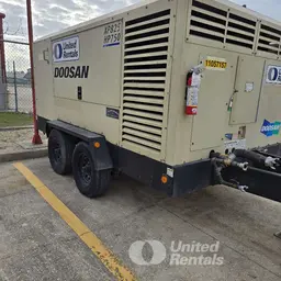 2020 Doosan XP825/HP750WCU Air Compressor