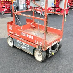 2015 Skyjack SJ12 Self-Propelled One-Person Lift