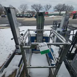 2019 Genie GR-20 Self-Propelled One-Person Lift