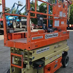 2017 JLG 2032ES Scissor Lift