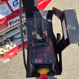 2018 MEC MICRO 19 Scissor Lift