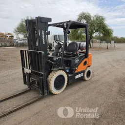 2020 Doosan G25N-7DF Warehouse Forklift