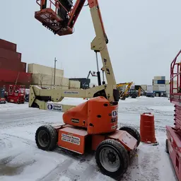 2014 JLG E450AJ Articulating Boom Lift