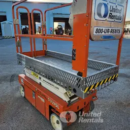 2021 Snorkel S3215L Scissor Lift