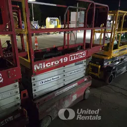 2019 MEC MICRO 19 Scissor Lift