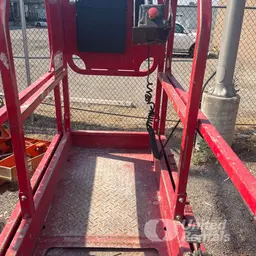 2018 MEC MICRO 19 Scissor Lift