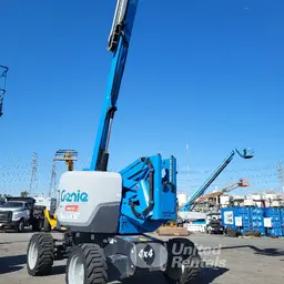 2017 Genie Z-62/40 Articulating Boom Lift
